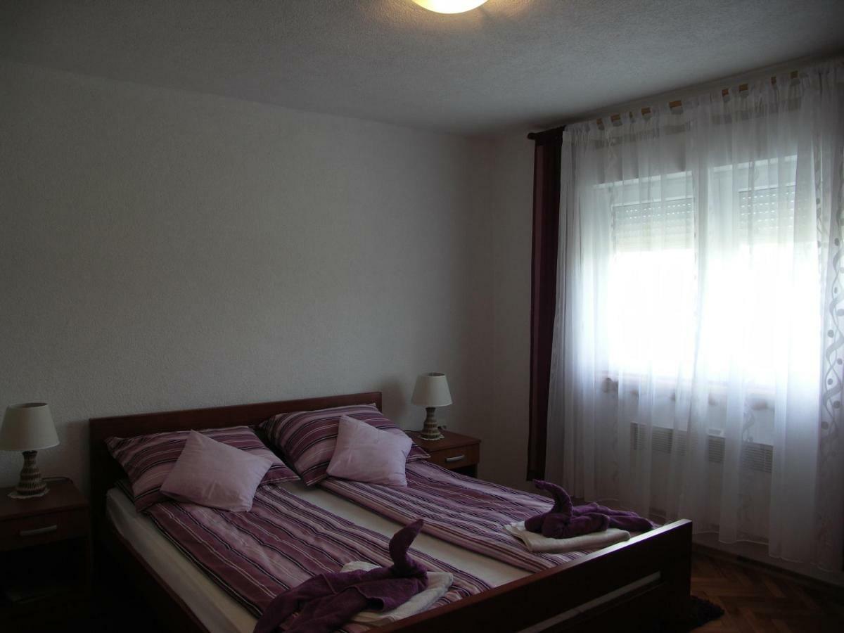 Apartments Zegarac House Korenica Extérieur photo