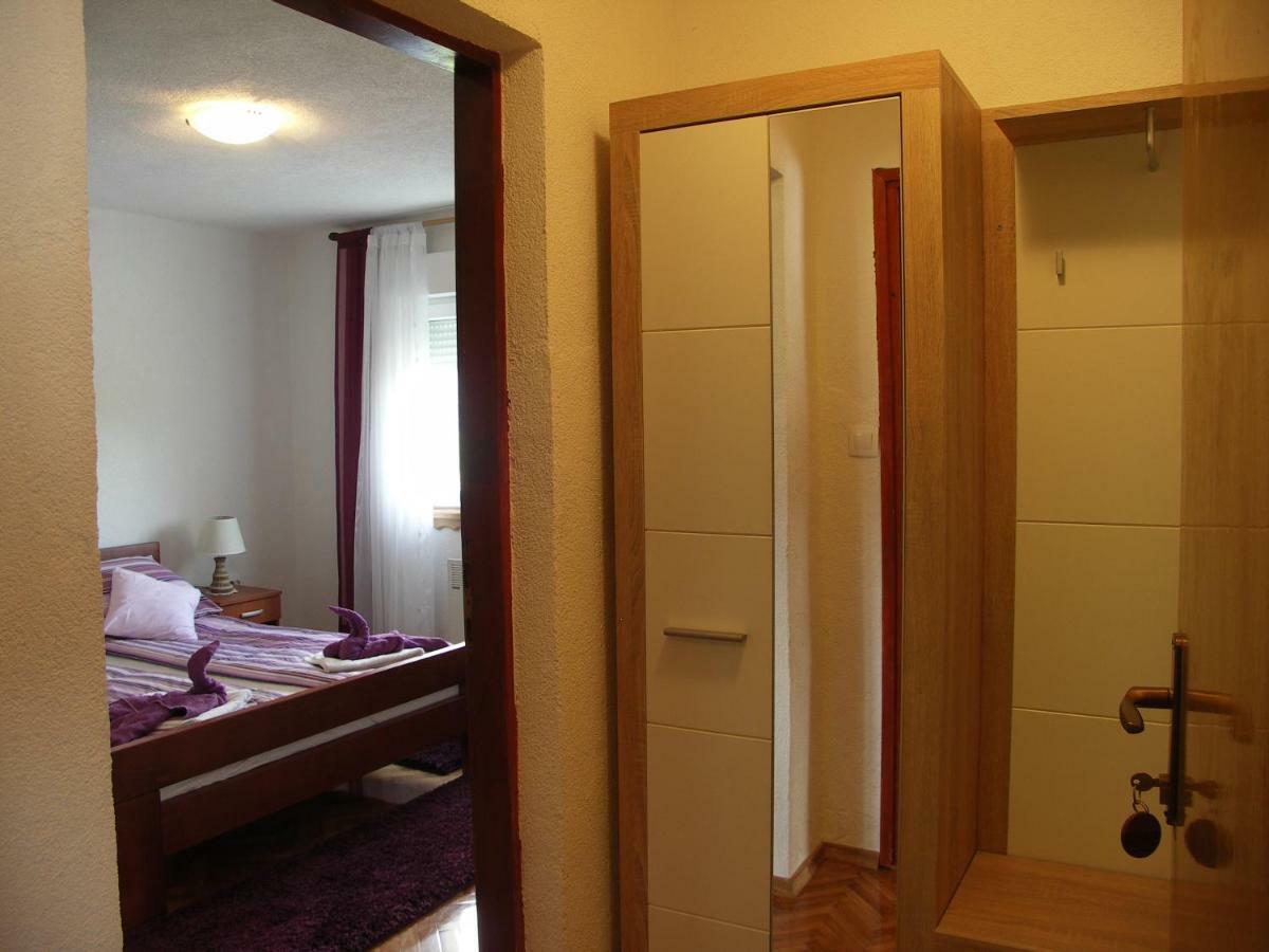 Apartments Zegarac House Korenica Extérieur photo